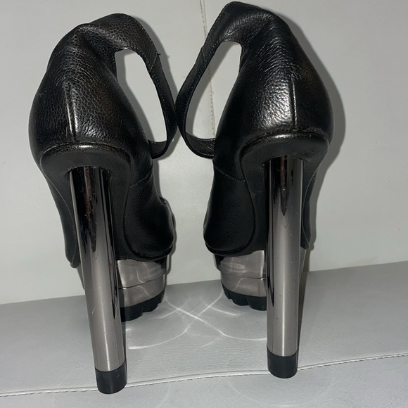 Vintage runway Calvin Klein Collection black leather heels silver metal platform - Picture 8 of 15